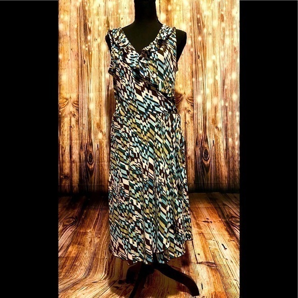 MISS Bison large multi colored stunning sleeveless sun dress - Picture 1 of 10